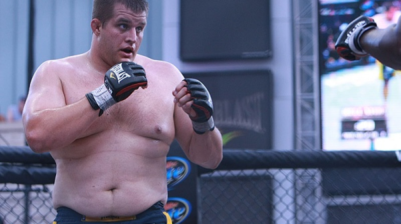 Kols Konrads
Soto: sherdog.com