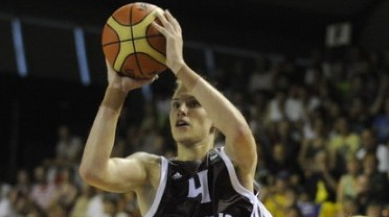 Kaspars Vecvagars
Foto: Romāns Kokšarovs, Sporta Avīze, f64