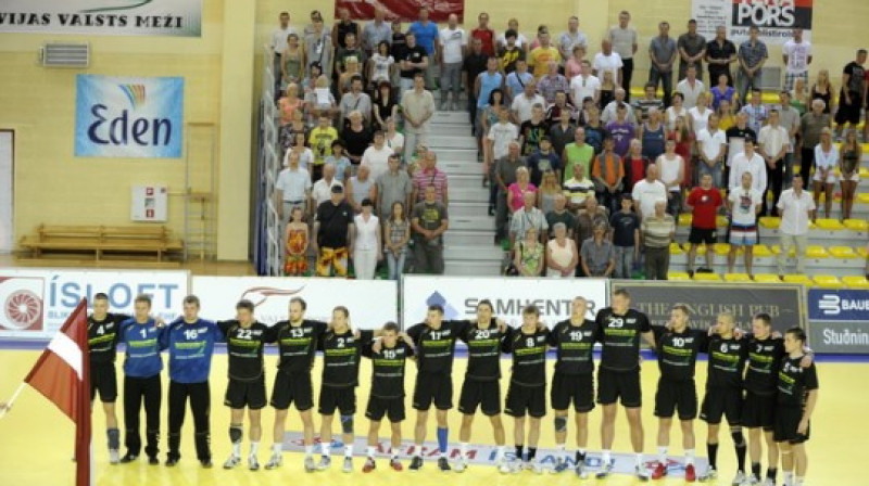 Latvijas izlase Dobelē
Foto: Romāns Kokšarovs, Sporta Avīze/f64