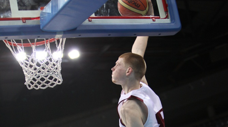 Dāvis Bertāns pēc brauciena uz Teksasu pievienosies Latvijas valstsvienībai, lai cīnītos par ceļazīmi uz 2013. gada Eiropas čempionātu Slovēnijā
Foto: Ray Vysniauskas