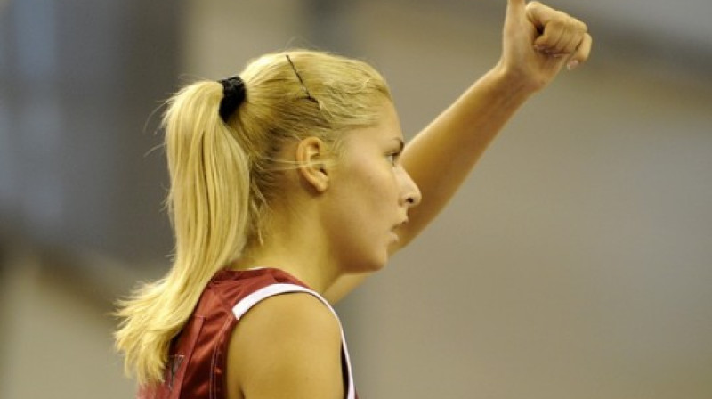 Elīna Babkina
Foto: Romāns Kokšarovs, "Sporta Avīze", f64