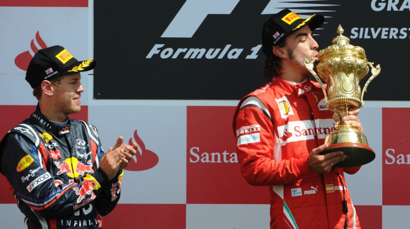 Fernando Alonso prieks par uzvaru
Foto: AFP/Scanpix