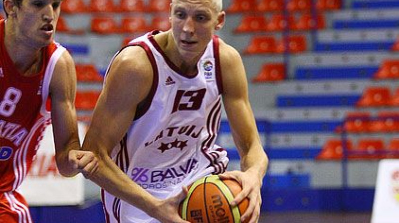 Jādomā, ka liepājnieks Mareks Mejeris savas labākās spēles čempionātā vēl tikai aizvadīs 
Foto: FIBA Europe