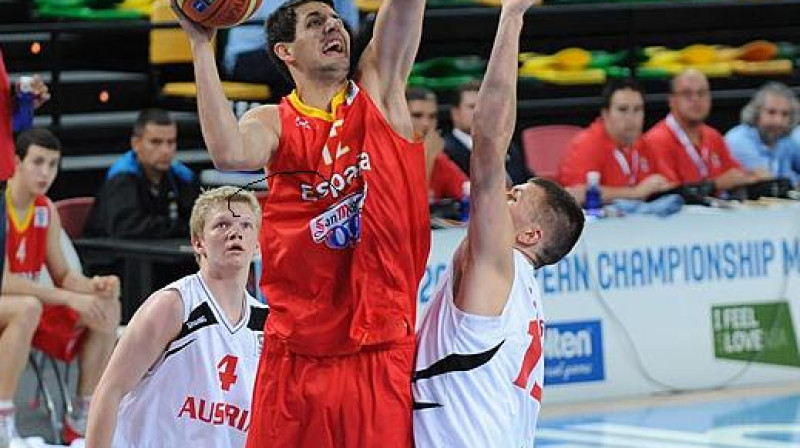 Spānijas izlases līderis Nikola Mirotičs līdz šim Eiropas čempionātā nav apturēts. Vai to izdarīs Latvijas basketbolisti?
Foto: fibaeurope.com