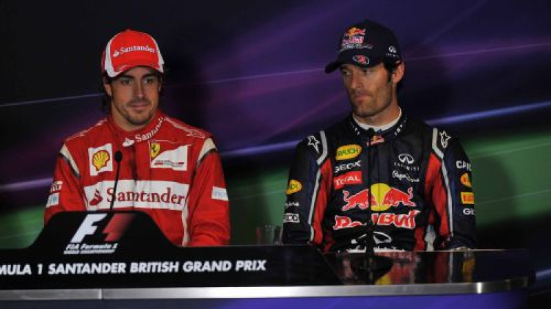 Fernando Alonso un Marks Vēbers
Foto: AFP/Scanpix