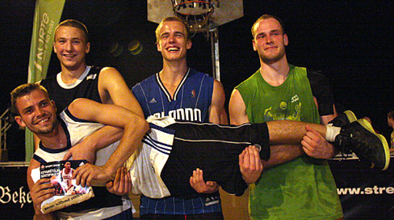 "Mazais" - Artūrs Dušelis, Kristaps Dārgais, Jānis Lasmanis, Artūrs Kramiņš
Foto: Renārs Buivids