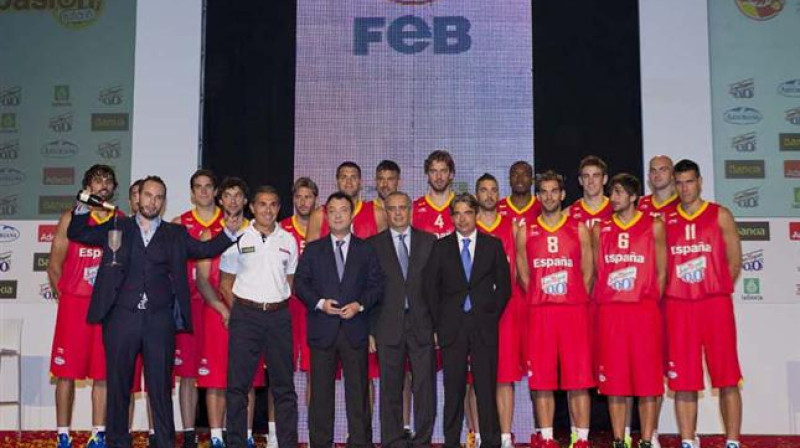 Spānijas vīriešu basketbola valstsvienība 2011. gada 27. jūlijā Madridē
Foto: www.feb.es