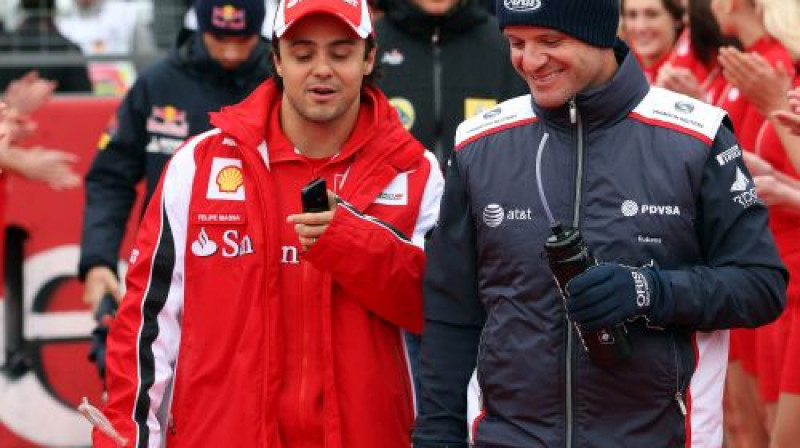 Felipe Masa un Rubenss Barikello pagājušā posma laikā
Foto: AFP/Scanpix