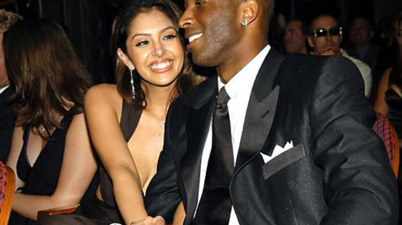 Kobe Braients ar sievu Vanesu
Foto: mt.nesn.com