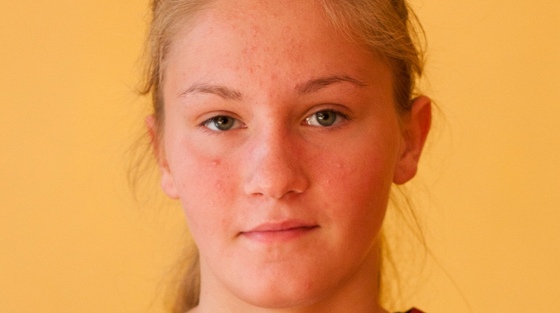 Sigita Džarcāne - Latvijas U16 izlases rezultatīvākā spēlētāja mačā ar Anglijas komandu.
Foto: Ēriks Biters