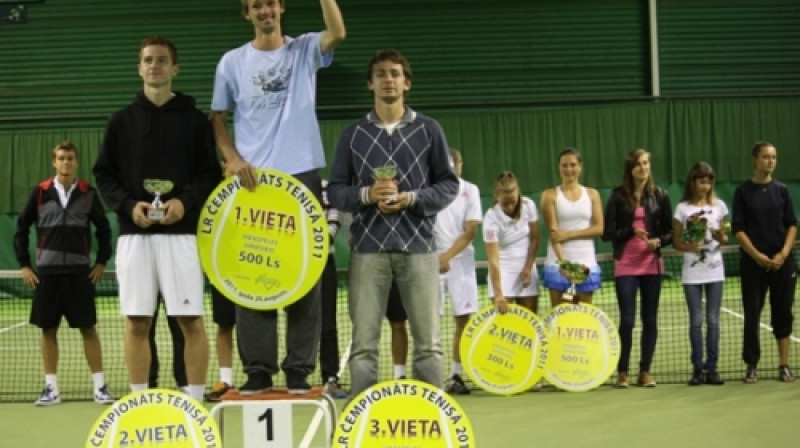 Vīriešu vienspēļu turnīra laureāti
Foto: Zane Sausverde