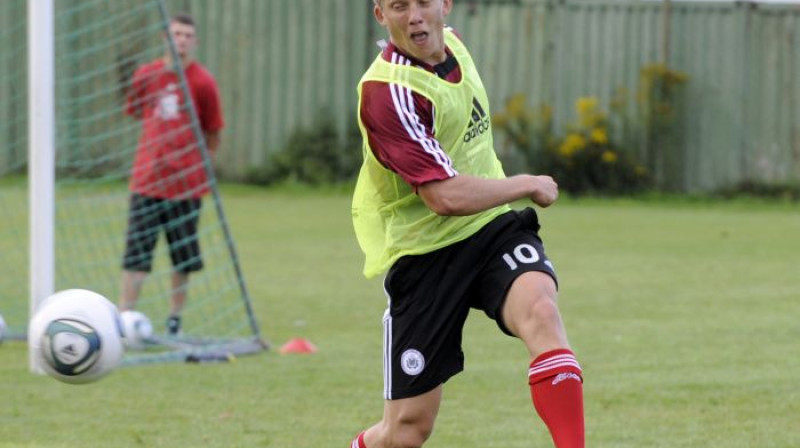 Aleksandrs Cauņa treniņos epizodiski paspīdēja ar tehniskajām īpašībām un Gruzijā būs viens no komandas līderiem (Foto: Romāns Kokšarovs, Sporta Avīze, f64)
