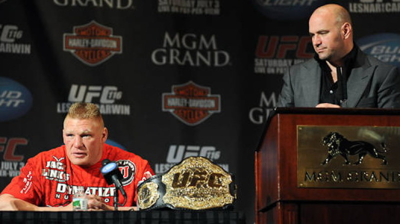 Broks Lesnars (pa kreisi) un Dana Vaits
Foto: sherdog.com