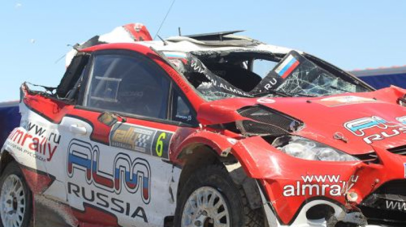 Jevgēņija Novikova automašīna pēc avārijas
Foto: www.almrally.lv
