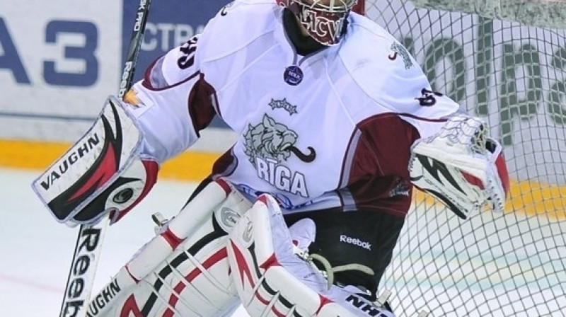 Jānis Auziņš komandas glābējs šodien nebija
Foto: hcbarys.kz