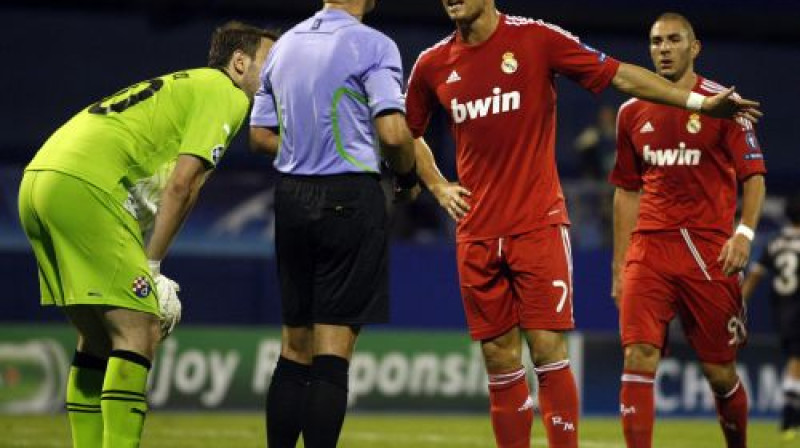 Krištianu Ronaldu sūdzas tiesnesim
Foto: AFP/Scanpix