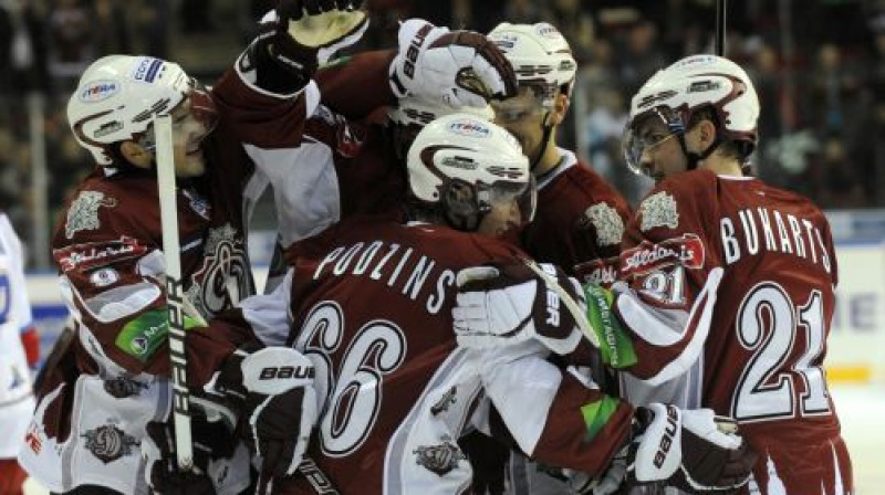 Pēdējā spēlē veiksmīga bija arī ceturtā maiņa, vārtus gūstot Aināram Podziņam
Foto: Romāns Kokšarovs, Sporta Avīze, f64