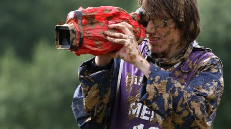 Arī preses pārstāvjiem jāatceras, ka ļoti labs un izdevies kadrs nevar pasargāt no...
Foto: Rihards Baumanis, www.go4speed.lv