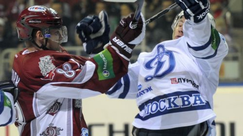 Džeimijs Lundmarks asumos pret Aleksandru Boikovu no Maskavas ''Dynamo''
Foto: Romāns Kokšarovs, Sporta Avīze, f64