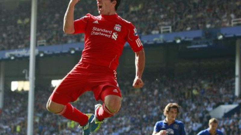 Viens no galvenajiem Liverpūles derbija varoņiem Luiss Suaress
Foto: AP/Scanpix