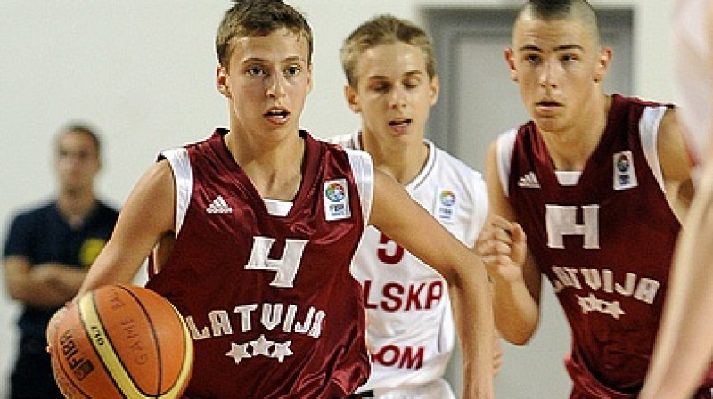 Ja LBS valde akceptēs jaunatnes izlašu vadības izstrādāto priekšlikumu, ventspilnieks Toms Leimanis (4.) LBL 1.divīzijā spēlēs U18 izlases sastāvā, bet 2.divīzijā varēs pārstāvēt...