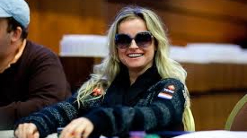 Fatima Moreira de Melo