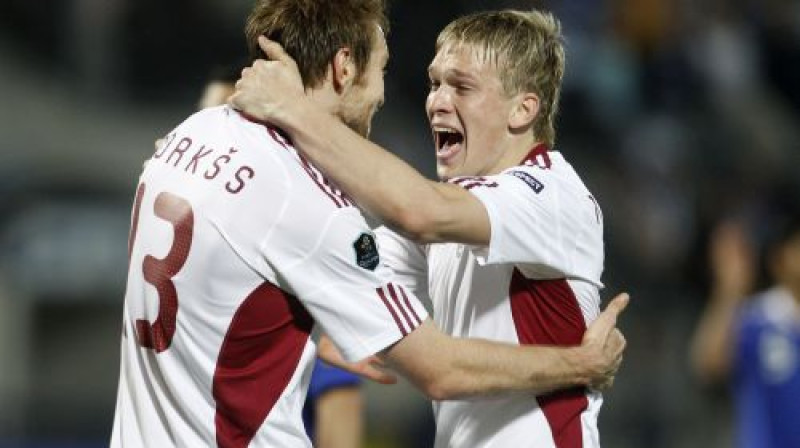 Kaspars Gorkšs un Artjoms Rudņevs
Foto: Reuters/Scanpix