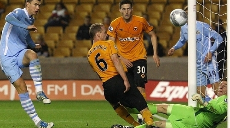 Edins Džeko gūst vārtus
Foto: AP/Scanpix