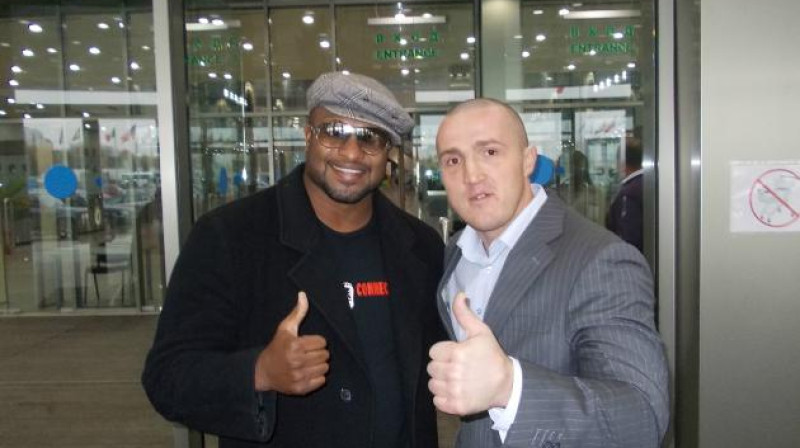 Leimons Brjusters un Deniss Lebedevs
Foto: Dmitry Smirnov / allboxing.ru