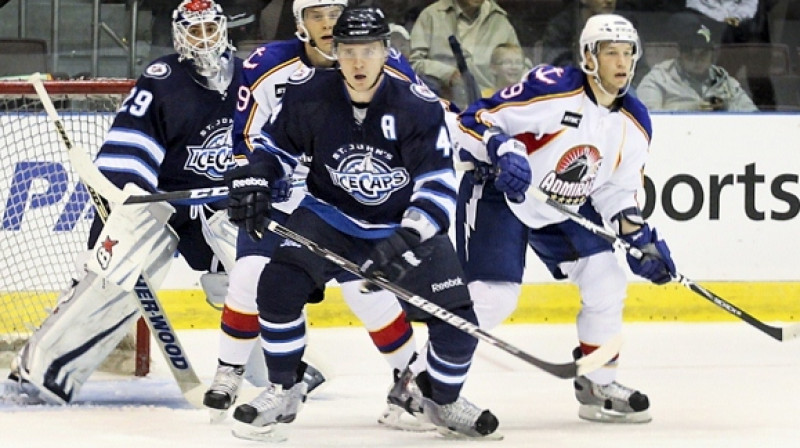 Artūrs Kulda
Foto: tjohnsicecaps.com