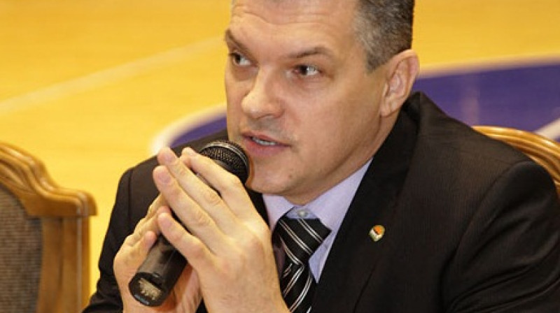 Jevgeņijs Pašutins: "Sports - tā ir konkurence. Leģionāru limita neesamība nav traucējusi ASV un Spānijas valstsvienībām sasniegt augstus rezultātus"
Foto: www.unics.ru