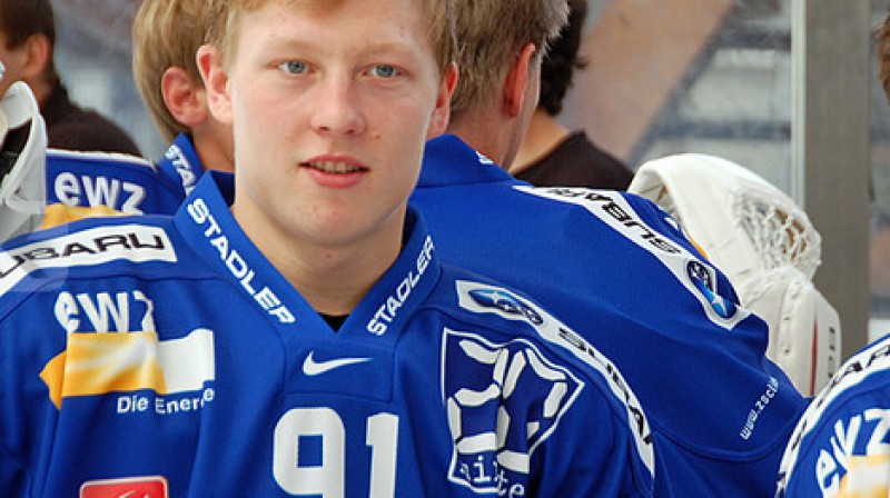 Ronalds Ķēniņš iederētos Rīgas "Dinamo", taču viņam ir līgums Šveicē arī uz 2013./2014. gada sezonu...
Foto: www.zsclions.ch