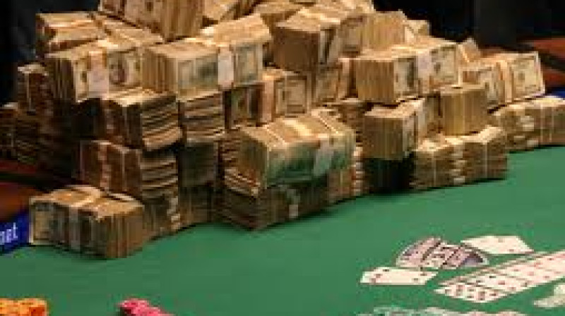 1,228,375,121 - Ir WSOP kopējais balvu fonds, kas ir izspēlēts no 1970. gada līdz 2010. gadam.