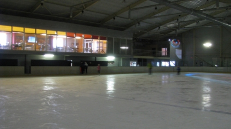 Mājīgā Brocēnu hokeja halle gatava uzņemt pirmos Latvijas ātrhokejistus