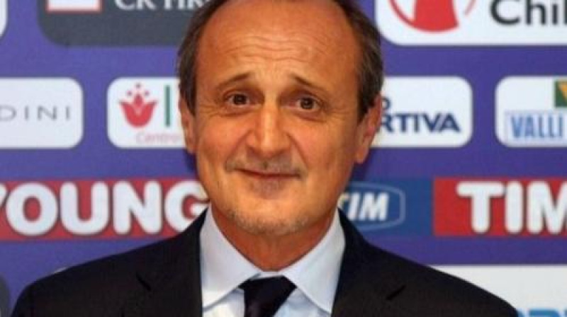 Pagājušajā sezonā Delio Rossi vadītā Palermo spēlēja Itālijas kausa finālā, tagad viņš kļuvis par "Fiorentina" galveno treneri
Foto:AFP/Scanpix