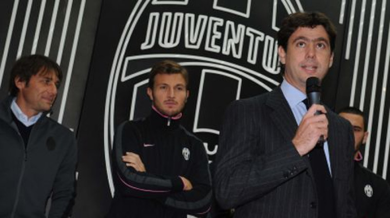 "Juventus" prezidents Andrea Anjelli (priekšplānā)
Foto: digitale/Scanpix