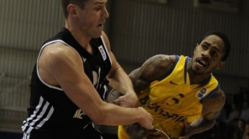 Džamars Jangs
Foto: Romāns Kokšarovs, Sporta Avīze, f64