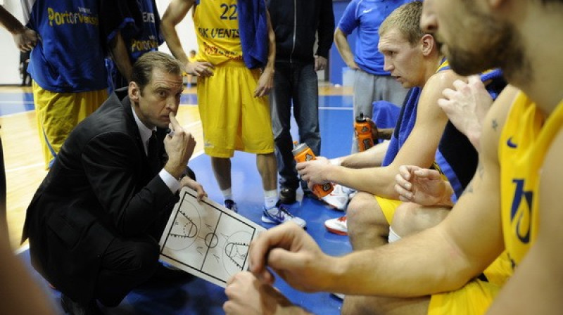 Gundars Vētra un BK "Ventspils" minūtes pārtraukums
Foto: Romāns Kokšarovs, Sporta Avīze/F64 Photo Agency