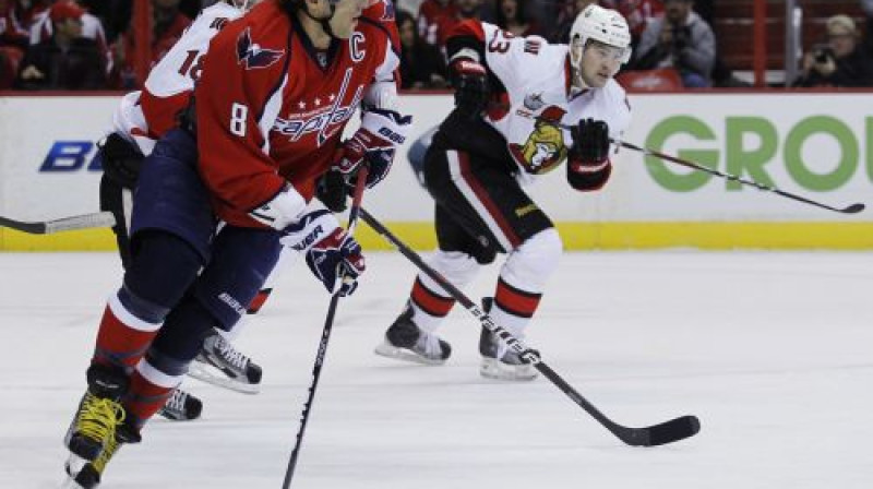 Aleksandrs Ovečkins un Kaspars Daugaviņš
Foto: Reuters/Scanpix