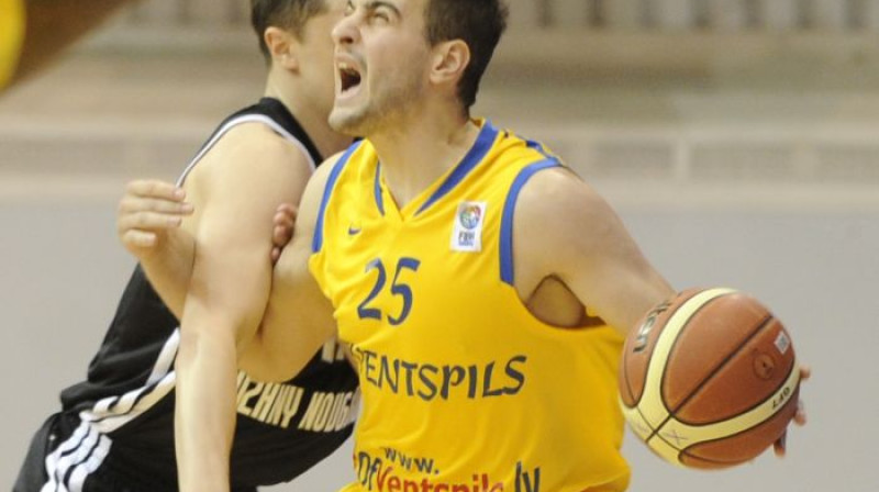 Bojans Bakičs 
Foto: Romāns Kokšarovs, Sporta Avīze