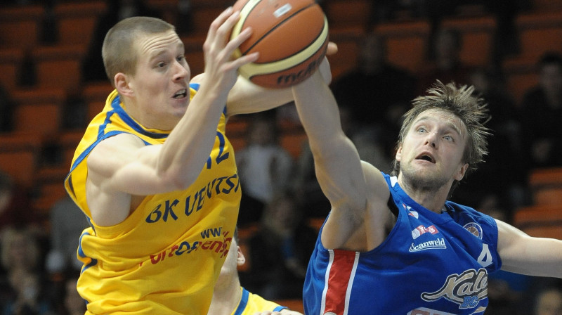 Sema Vilarda "double-double" uzvaru komandai tomēr nesagādāja
Foto: bkventspils.lv