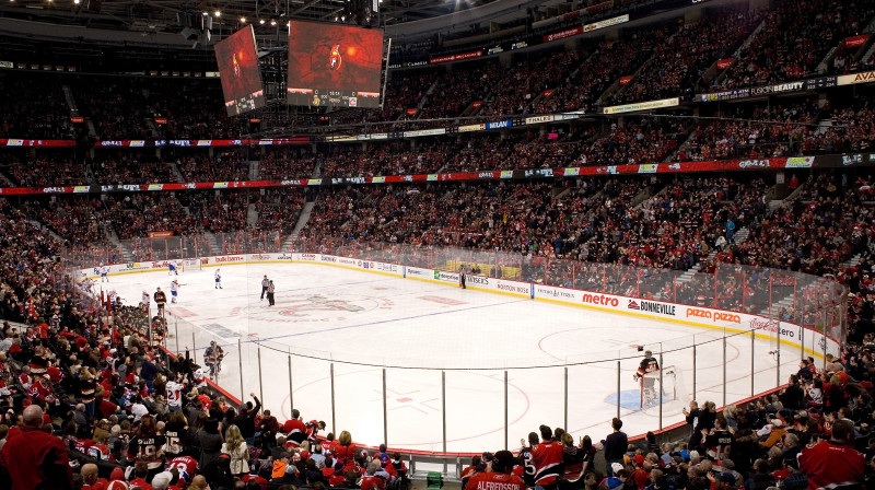 "Senators" jaunais HD kvalitātes ekrāns/tablo 
Foto: AFP/Scanpix