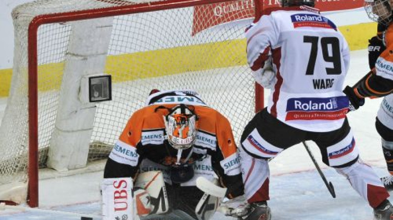 Frēdriks Varjs atklāj rezultātu
Foto: AP/Scanpix