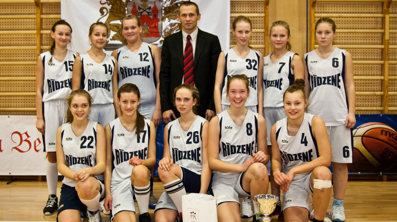 BS Rīga/Rīdzene - Molten kausa ieguvējas U14 grupā.
Foto: Ēriks Biters