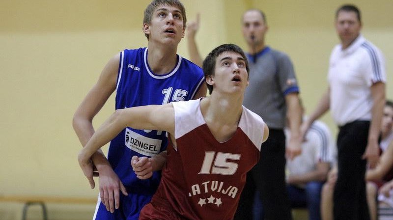 Gustavs Treimanis tika atzīts par Latvijas U16 izlases labāko spēlētāju Baltijas jūras kausa izcīņā.
Foto: basket.ee