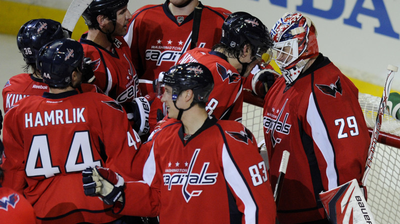 "Capitals" sveic savu vārtsargu ar nosargātiem vārtiem
Foto: AP/Scanpix