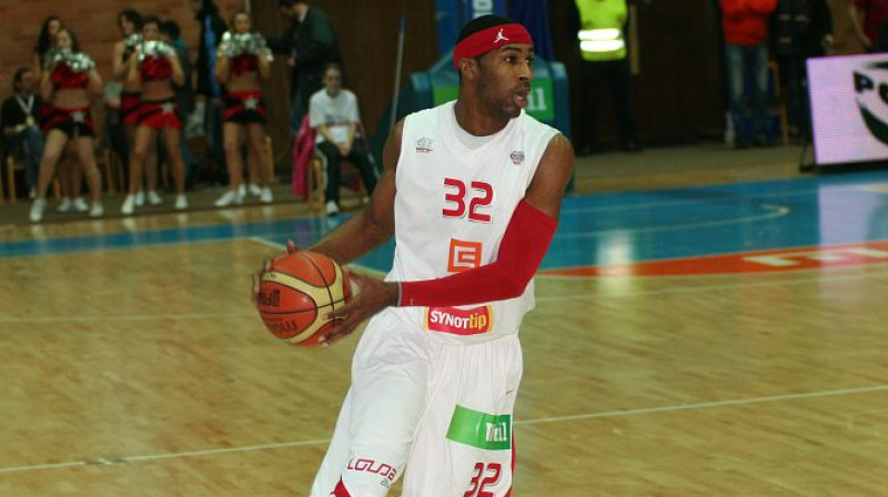 Kādreizējam "Skonto" spēlētājam Lemeinam Vilsonam šovakar atgriešanās spēle Rīgā
Foto: basket-nymburk.cz