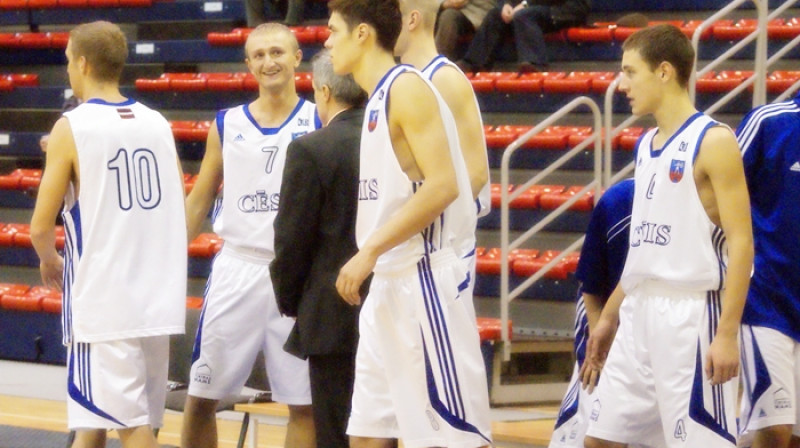 "Dārznieks/Cēsis" basketbolisti
Foto: Madara Zelicka, skcesis.lv