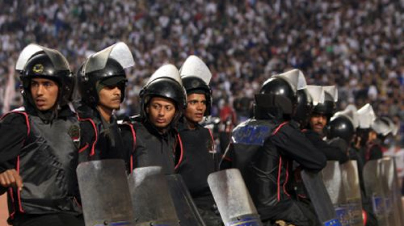 Daudzi traģēdijā vaino pārāk kūtros kārtībsargu centienus novērst masu nekārtības
Foto: AFP/Scanpix