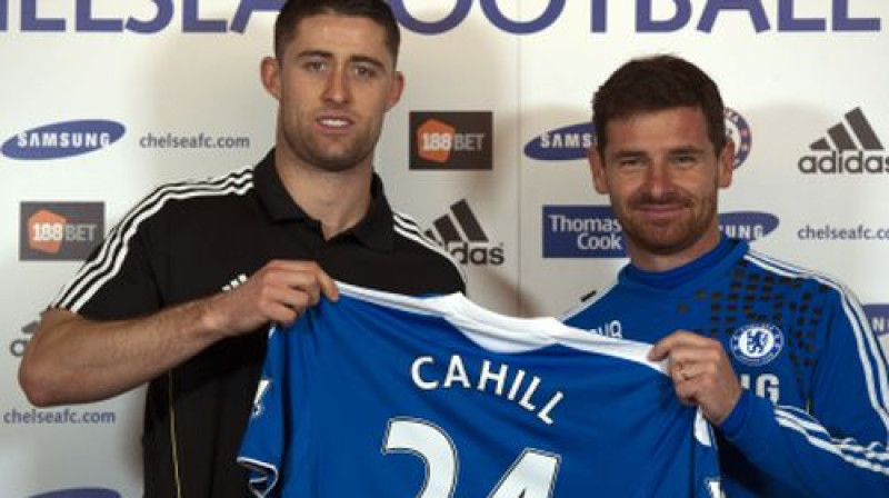 Gērijs Kehils šodien varētu piedzīvot debiju "Chelsea" rindās
Foto: AFP/Scanpix